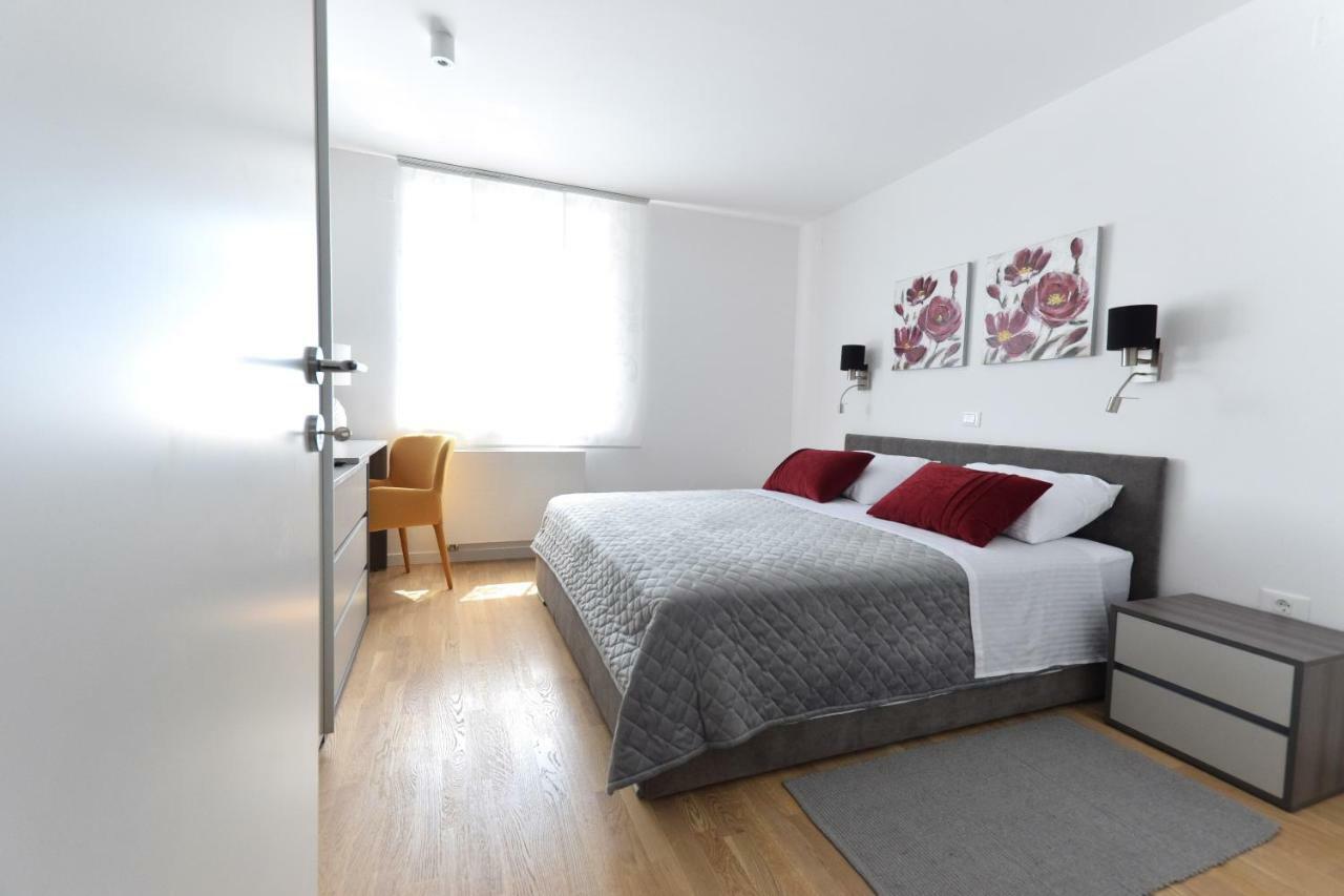 Apartment Vostan Pula Eksteriør billede